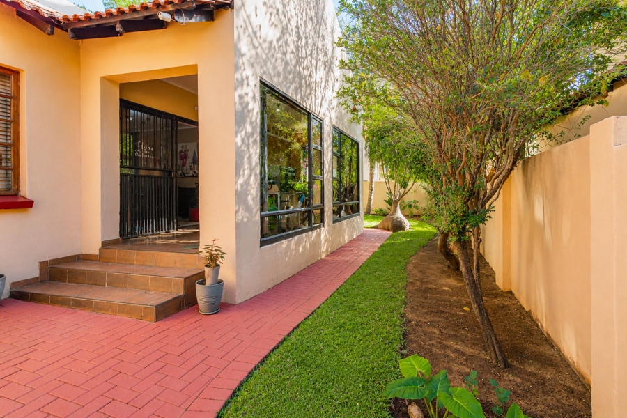 3 Bedroom Property for Sale in Safari Gardens North West